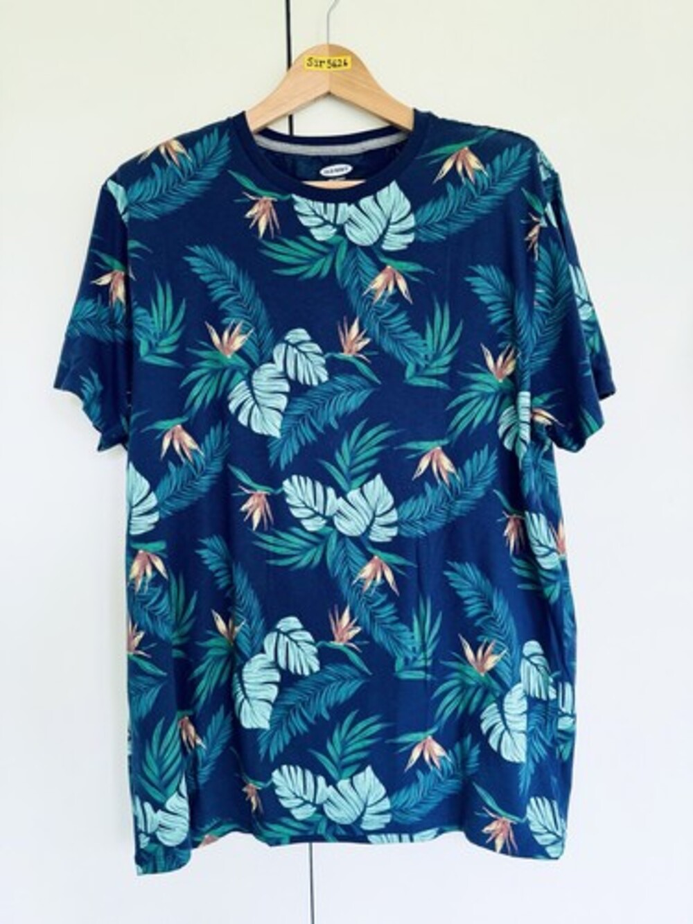 Old Navy Shirt Mens XL Tropical Leaf Print Soft Washed Crewneck Tee